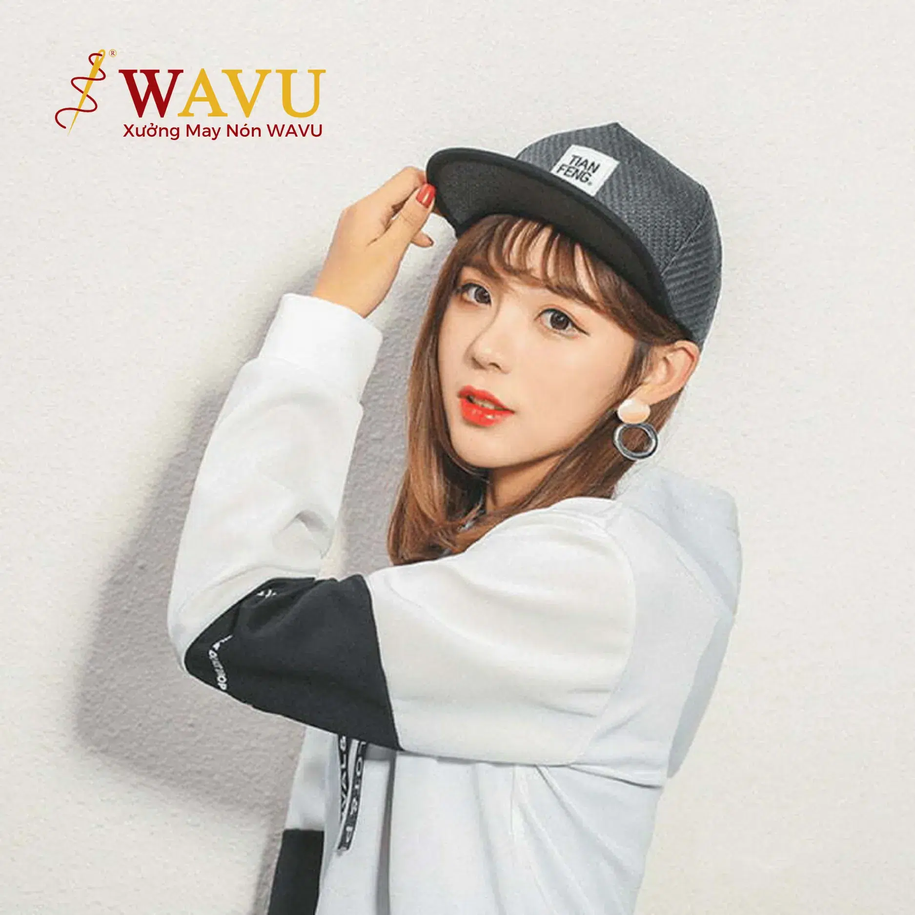 Đội snapback chếch lên trên