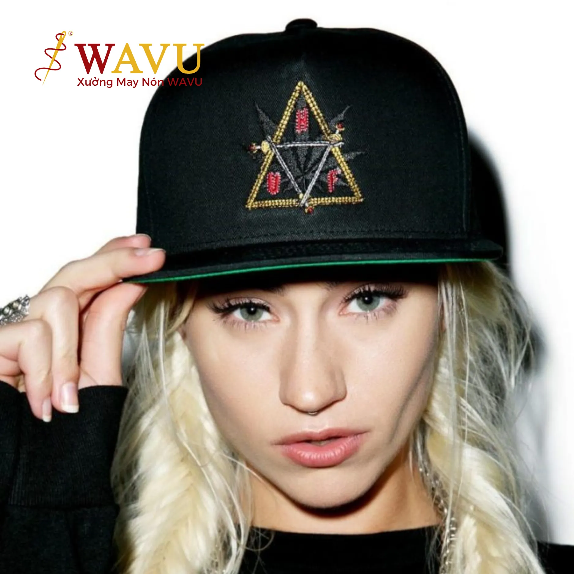 Đội snapback kiểu truyền thống