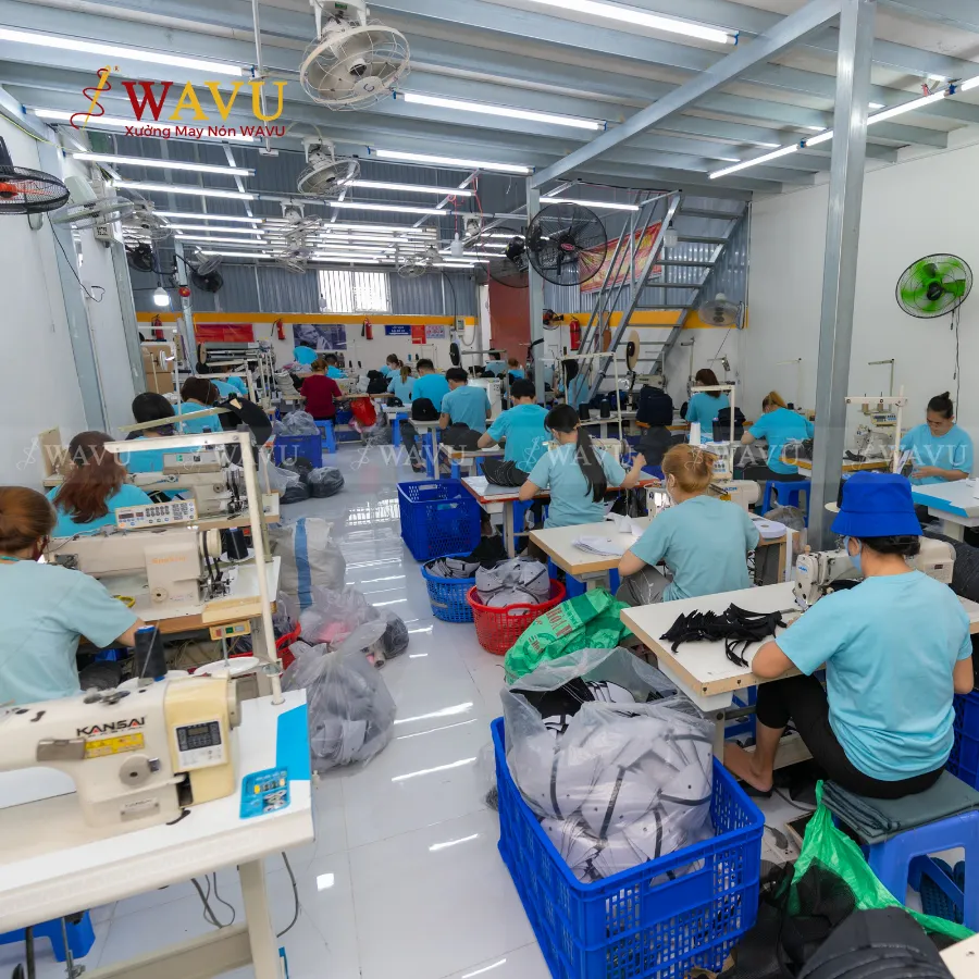 Cơ sở may nón Wavu