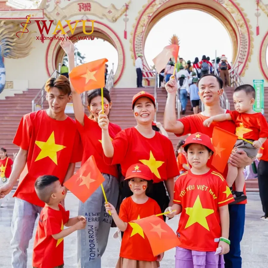 Nón cờ đỏ sao vàng