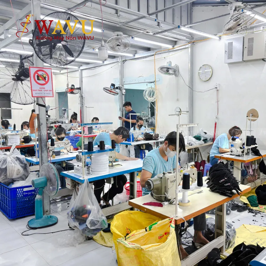 Xưởng sản xuất nón Wavu
