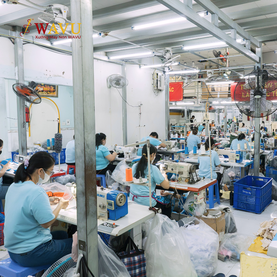 Xưởng may nón kết phối 2 màu