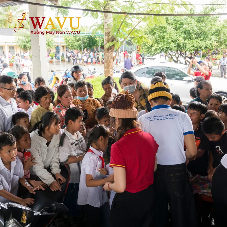 Gian hàng đổi quà